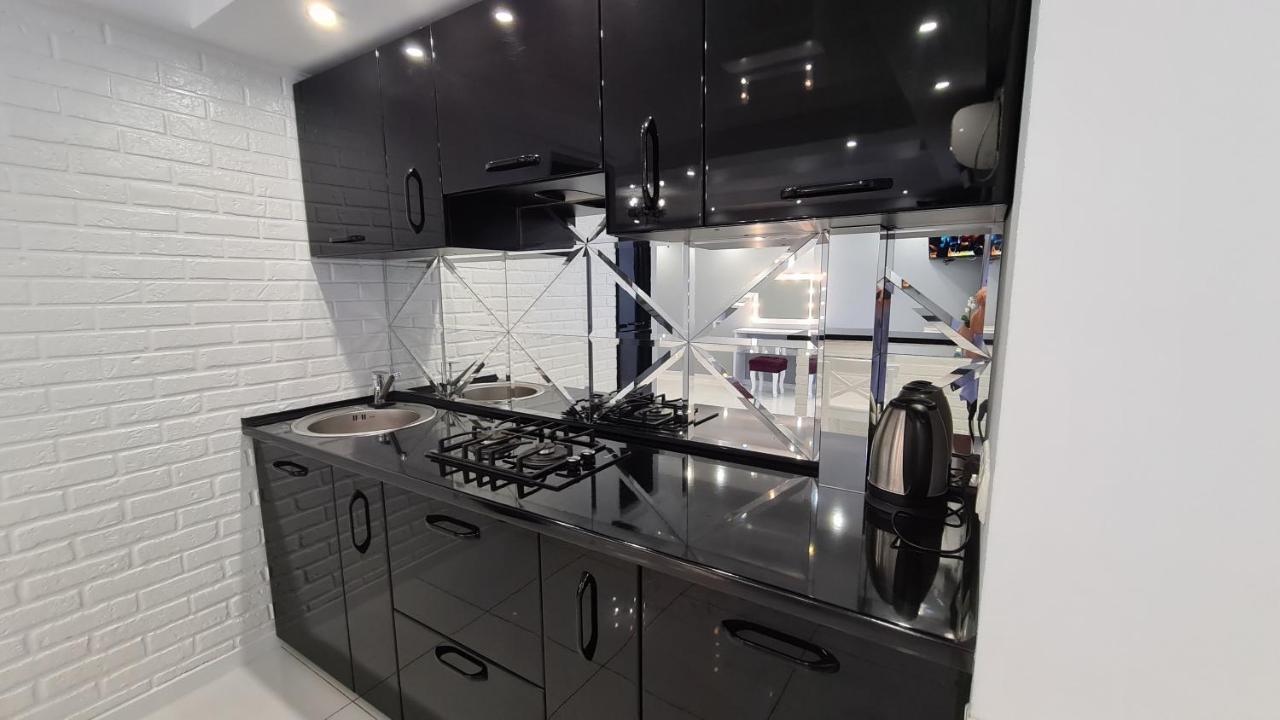 Apartaments On Prospekt Mira 35 Kryvyj Rih Exteriér fotografie