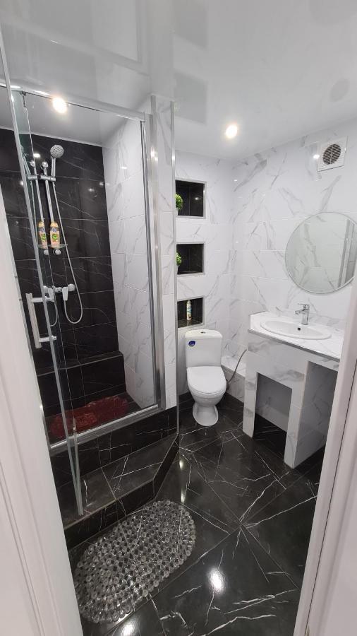 Apartaments On Prospekt Mira 35 Kryvyj Rih Exteriér fotografie